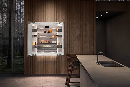 ���� 3 ����� �������� ��� ����� GAGGENAU ��� RY 492305