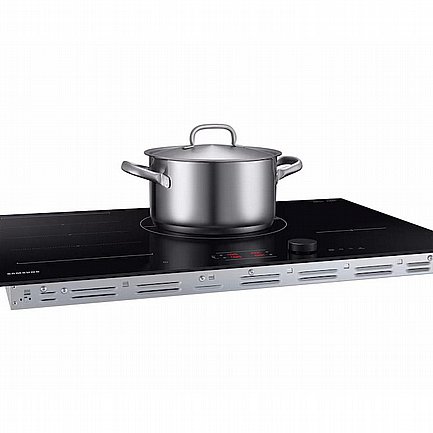 ������ ��������� 4 ������ ����� Samsung ������ ��� NZ84C6058FK